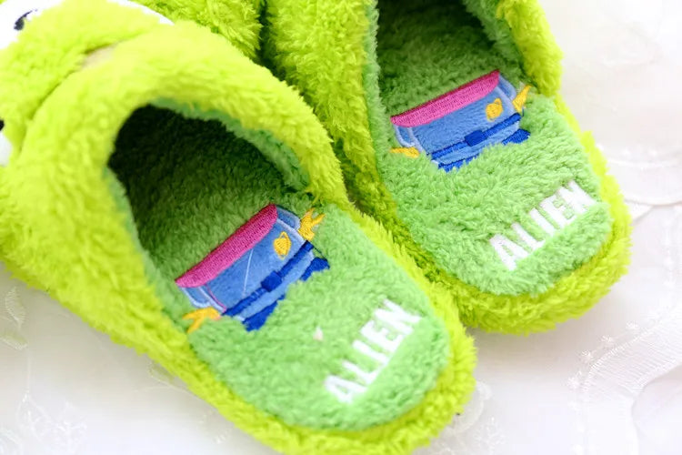 Disney Cartoon Plush Slippers In Autumn And Winter Creative Alien Stitch Winnie The Pooh Soft Home Slippers 35-38 Yards Unisex